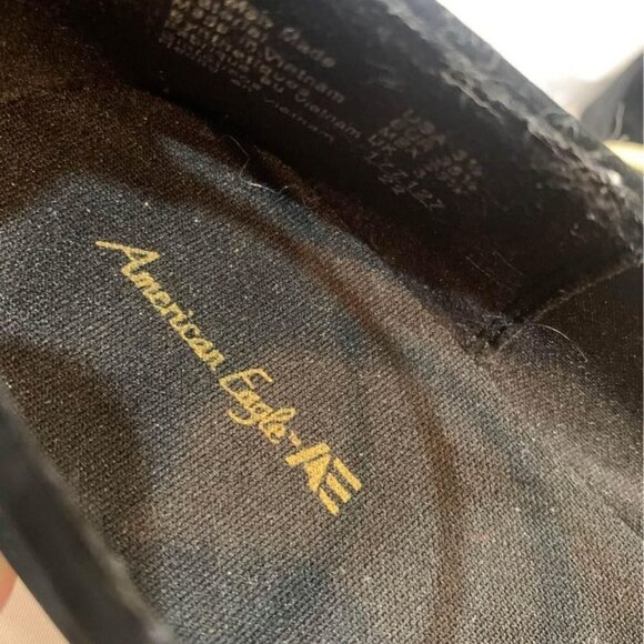 GIRLS American eagle shoes. Brand new. Never worn. Size 3.5. $20. Black/gold. - Picture 6 of 6